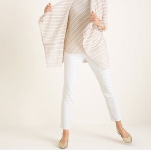 Chico's the So Slimming Girlfriend Ankle Jean in Bright White | SZ 00/2/XS